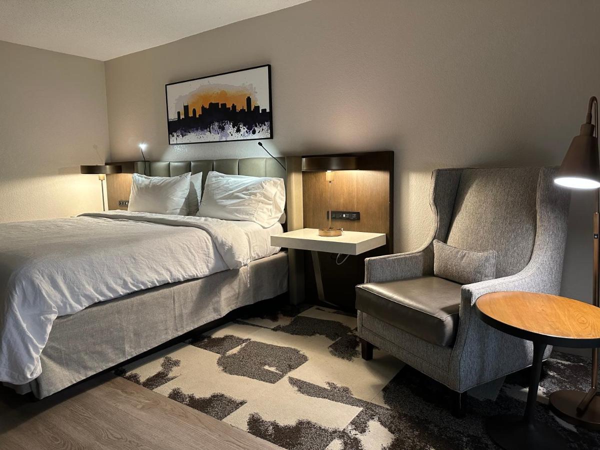 Nash Haus Hotel Нашвил Екстериор снимка